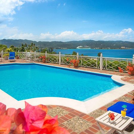 Polkerris Bed & Breakfast Teluk Montego Bagian luar foto