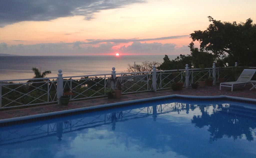 Polkerris Bed & Breakfast Teluk Montego Bagian luar foto