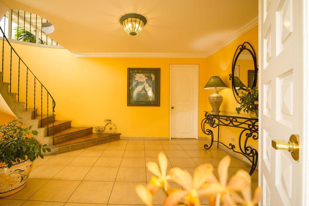 Polkerris Bed & Breakfast Teluk Montego Bagian luar foto