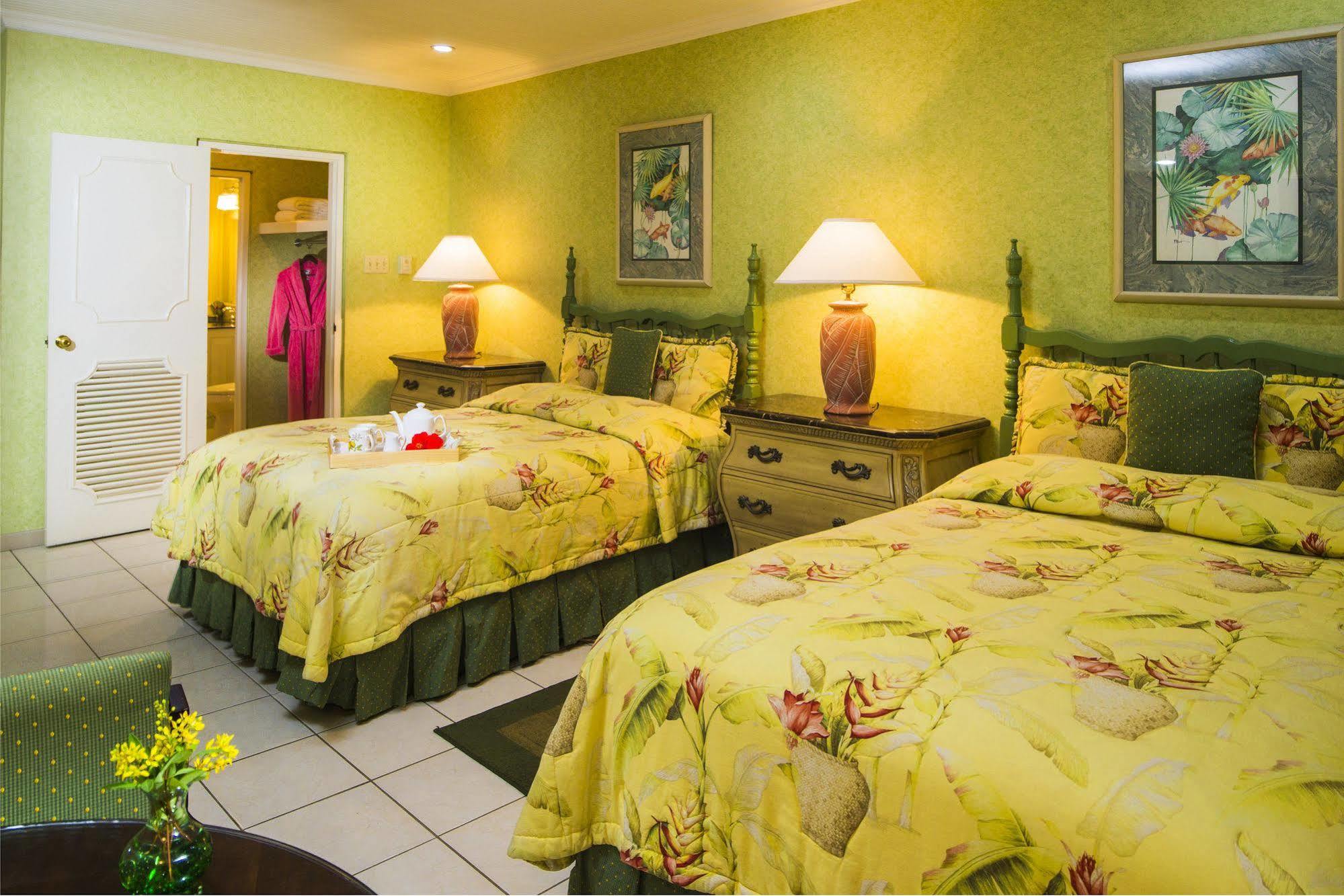 Polkerris Bed & Breakfast Teluk Montego Bagian luar foto