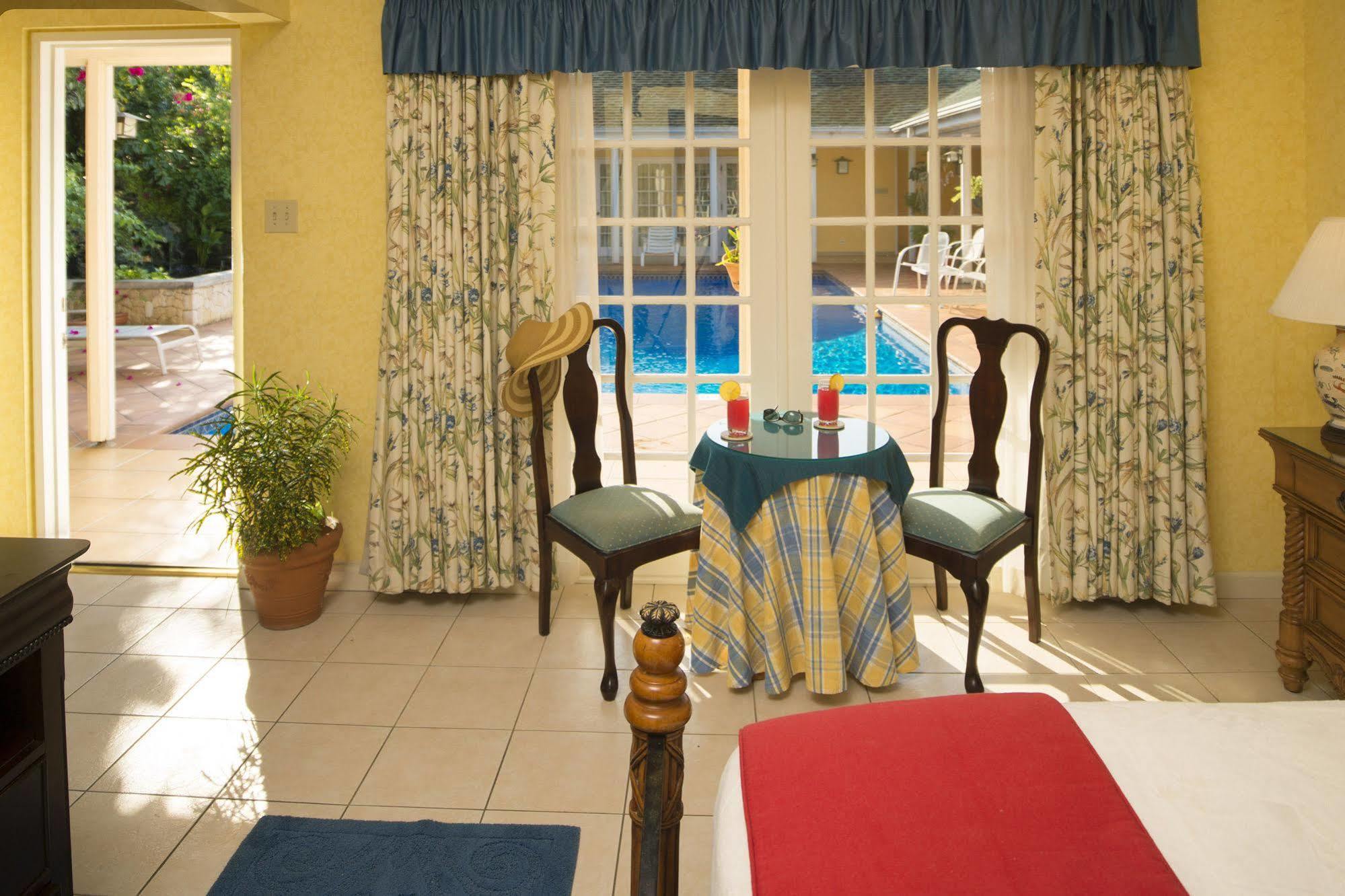 Polkerris Bed & Breakfast Teluk Montego Bagian luar foto