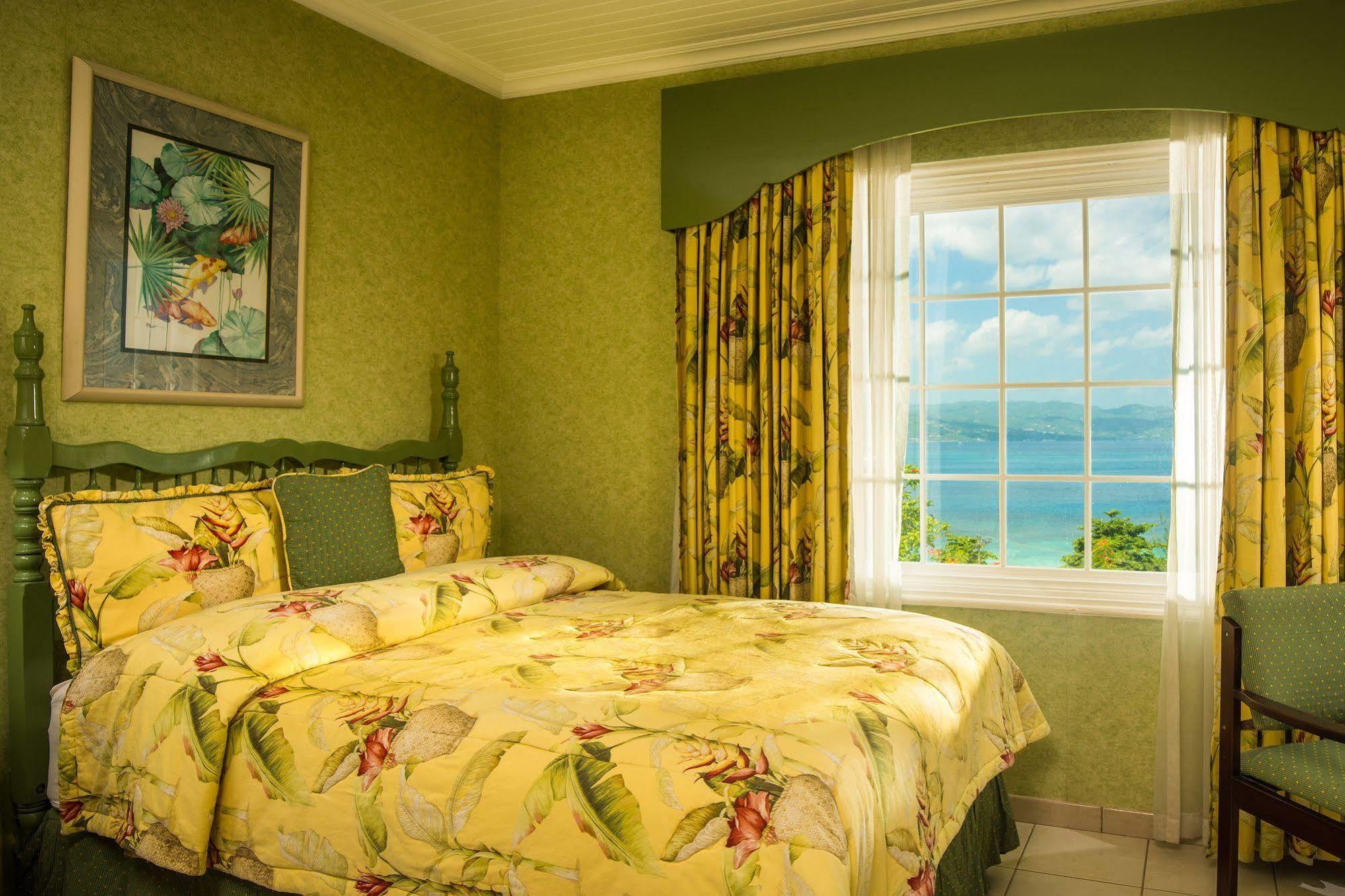 Polkerris Bed & Breakfast Teluk Montego Bagian luar foto